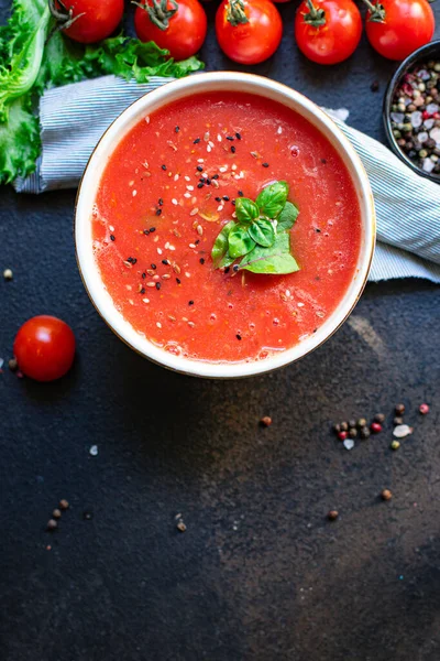 Cenouras Tomate Porção Gaspacho Sopa Pimenta Placa Mesa Saboroso Tamanho — Fotografia de Stock