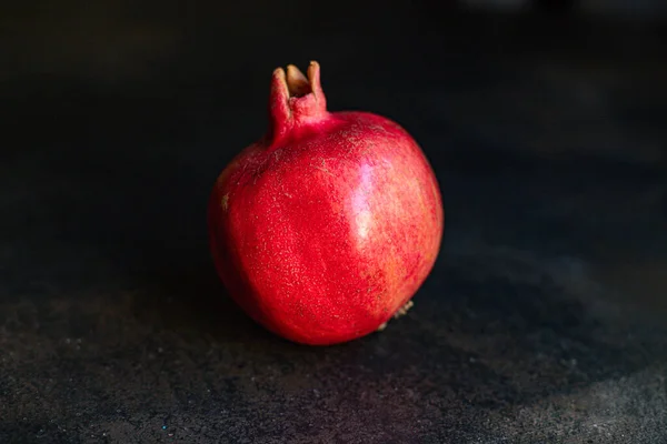 Romã Fruta Vermelha Doce Sobremesa Natal Mesa Ano Novo Saboroso — Fotografia de Stock