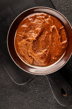 Japon yemeği pişirmek için Miso macunu kalın soya fasulyesi ezmesi. Lezzetli çerezler. Yemek arkaplanı.