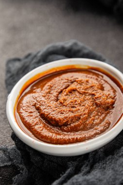 Japon yemeği pişirmek için Miso macunu kalın soya fasulyesi ezmesi. Lezzetli çerezler. Yemek arkaplanı.