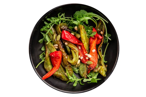 Izgara biber salatası kızarmış sebze bbq yemek lezzetli aperatif lezzetli gurme yemek arkaplan masa rustik gıda üst görünüm fotokopi alanı keto ve paleo diyet vegan ve vejetaryen gıda