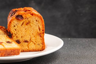 Meyveli kek tatlı meyveli pasta kurutulmuş meyveler, fındıklı geleneksel pişmiş yiyecekler doğal ürünler lezzetli çerezler lezzetli gurme yemek arkaplan masanın kırsal kesiminde fotokopi alanı