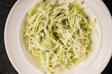 Lahana salatası, lahana salatası, sebze, sebze, sebze, çerez, çerez, lezzetli, lezzetli gurme, arka plan, masa rustik üst manzara, fotokopi alanı, vejetaryen ve vejetaryen yemekleri.