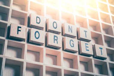 Makro bir Dont unutmak ahşap bloklar halinde bir Typecase oluşturduğu hatırlatma