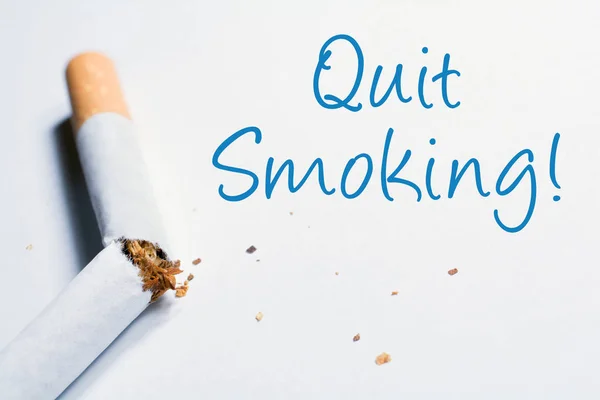 Smettere Fumare Promemoria Con Sigaretta Rotta Whitebox — Foto Stock