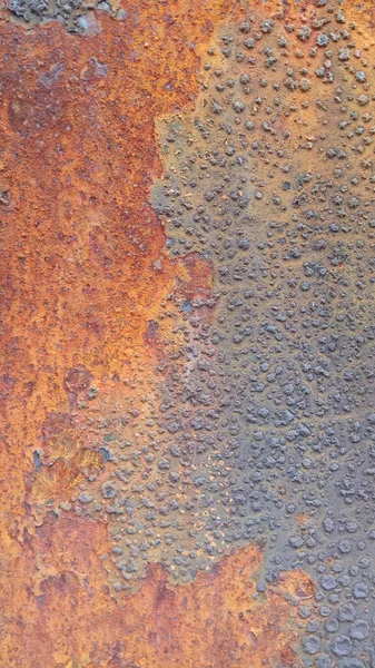 Pas dokusu ve yanmış boya.