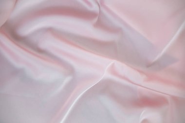 Pembe tonda ipek kumaşı kapat