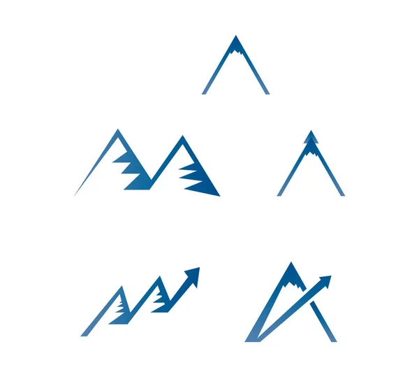 Ensemble Cinq Logos Montagne Isolés — Image vectorielle