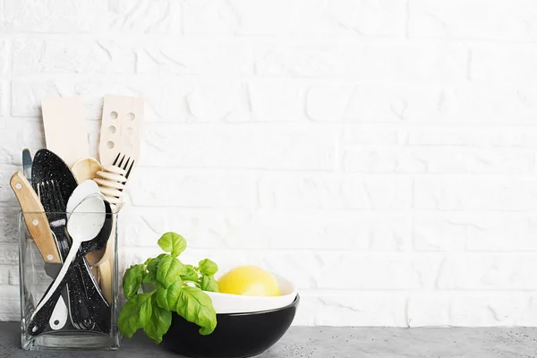Kitchen Tools Olive Cutting Board Kitchen Shelf White Brick Wall — Stock Photo, Image