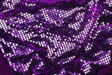 Metalik arka plan menekşe mor dokulu. Neon yılın retro renk. Yatay.,