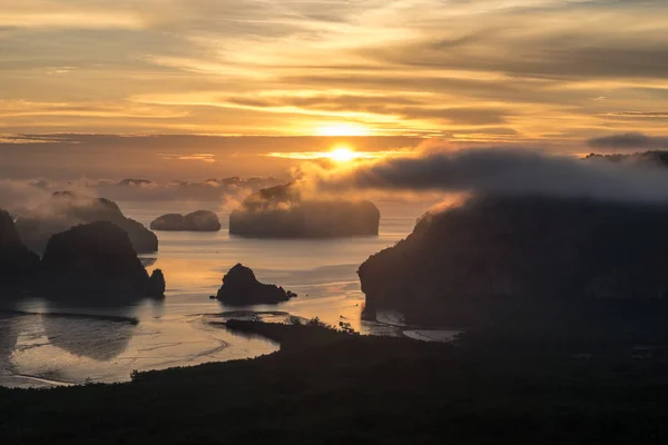 Панорама Видом Море Гори Вранці Сонце Зростання Золотий Час Час — стокове фото