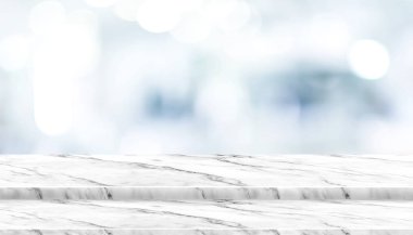 Boş adım beyaz mermer masa üstü ile bulanıklık bokeh arka plan, ışık ile hastanede doktor alay tasarımınızı görüntülenmesi için şablon Banner reklam ürün için bekleyen hasta