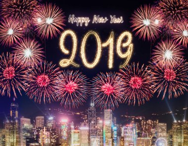Mutlu yeni yıl 2019 havai fişek gece zaman kutlama, mutlu yeni yıl countdown.greeting kart bina cityscape üzerinde