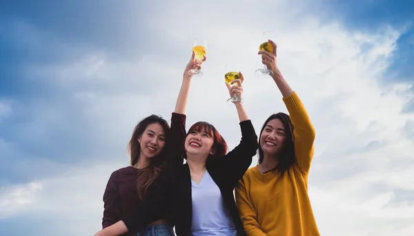 Happy Group Asia Girl Friends Enjoy Laughing Cheerful Toast Sparkling — стоковое фото