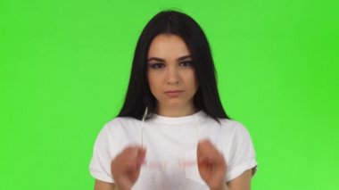 Pembe gözlük takan muhteşem bir esmer Studio atış kapatın