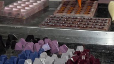 Lezzetli şeker chocolatier profesyonel mutfak at