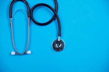 Doktor masasının üst görünümü