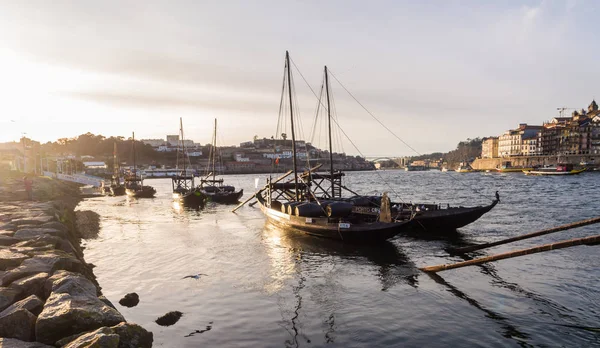 Porto Portugal Febrero 2018 Barcos Rabelo Río Duero Casco Antiguo — Foto de Stock