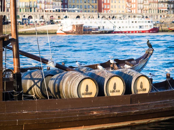 Porto Portugal Februari 2018 Rabelo Boten Douro Rivier Oude Stad — Stockfoto