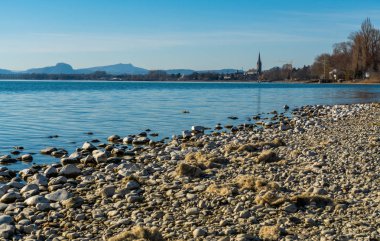 Konstanz Gölü bahar lake shore mavi gökyüzü 