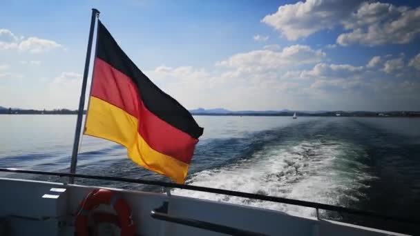 Schifffahrt Auf Dem Schönen Bodensee Sommer Mit Blauem Himmel — Stockvideo