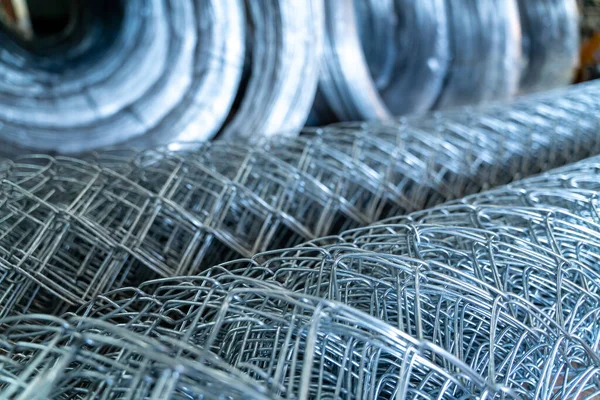 仓库建筑工程用钢丝网的钢丝制作 — 图库照片