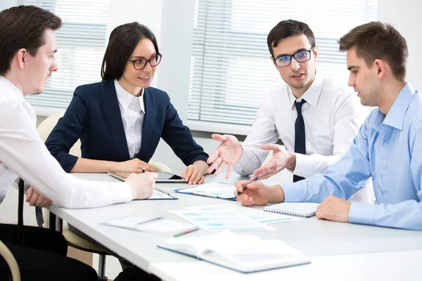 Young Business People Sitting Table Meeting Office — Stock Photo, Image