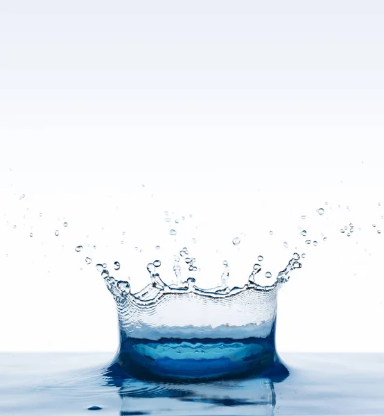 Krásné Cáknutí Modré Vody — Stock fotografie