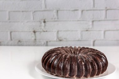 Çilekli çikolatalı kek.