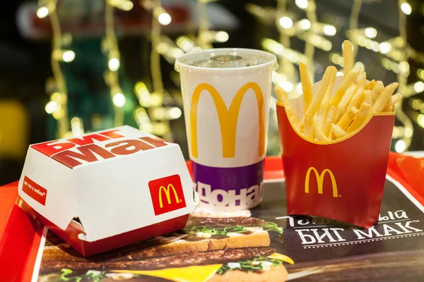 Мінськ Січня 2018 Біг Мак Гамбургер Меню Ресторані Mcdonald — стокове фото