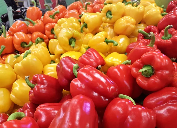 Peperoni Rossi Peperoni Dolci Paprica Sul Mercato — Foto Stock