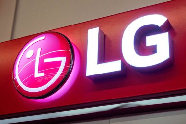 Minsk, Beyaz Rusya - 20 Eylül 2019: Lg logosu. Güney Koreli çok uluslu elektronik şirketi Lg Electronics 4 üniteden oluşmaktadır: ev eğlencesi ve aletleri, mobil iletişim, araç parçaları