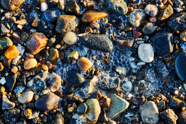 Kleine Stenen Het Water Het Strand — Stockfoto