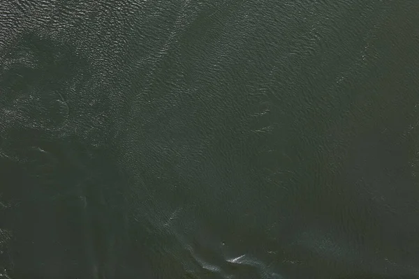 Okyanustaki durgun su