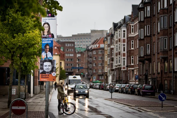 Carteles Políticos Daneses Poste Ciudad — Foto de Stock