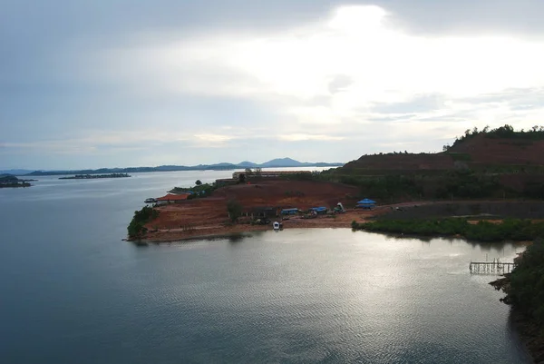 Sinabung bay, Batam Endonezya