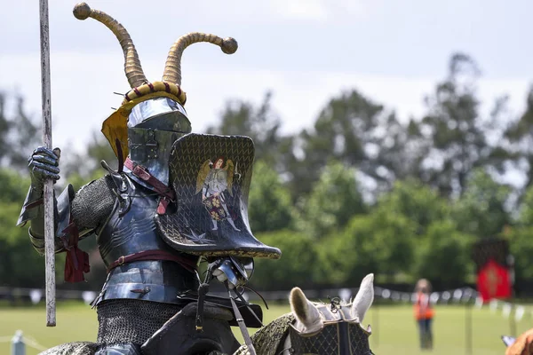 Caballero Durante Recreación Del Torneo Medieval Justas — Foto de Stock