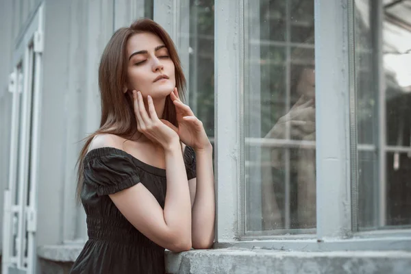 Sensual Brunette Girl Wearing Black Dress Naked Shoulders Posing Greenhouse — Stock Photo, Image