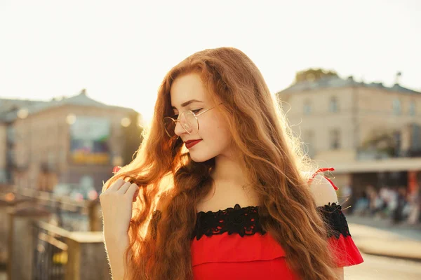 Portrait Fabulous Redhead Model Freckles Wearing Glasses Posing Evening Soft — Stock Photo, Image