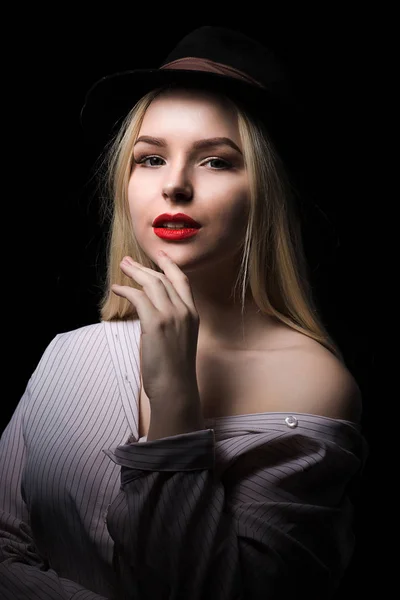 Closeup Portret Van Mooie Jonge Vrouw Met Rode Lippen Het — Stockfoto