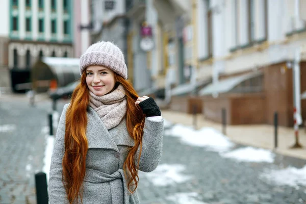 Charming Red Haired Woman Wearing Warm Winter Clothes Walking Street — Stock Photo, Image
