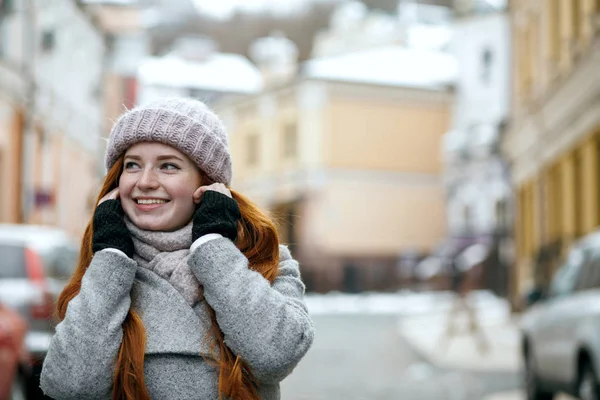 Emotional Red Haired Woman Wearing Warm Winter Clothes Walking Street — Stock Photo, Image