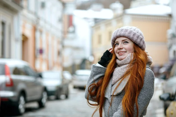 Merry Red Haired Girl Wearing Warm Winter Clothes Walking Street — Stock Photo, Image