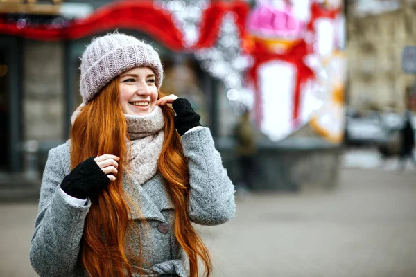 Urban Portrait Merry Ginger Girl Long Hair Wearing Warm Clothes — Stock Photo, Image