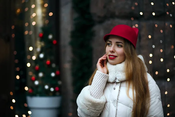 Lovely Blonde Girl Red Lips Wearing Funny Hat Winter Coat — Stock Photo, Image