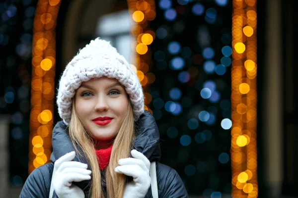 Wonderful girl enjoying winter holidays — Stock Photo, Image