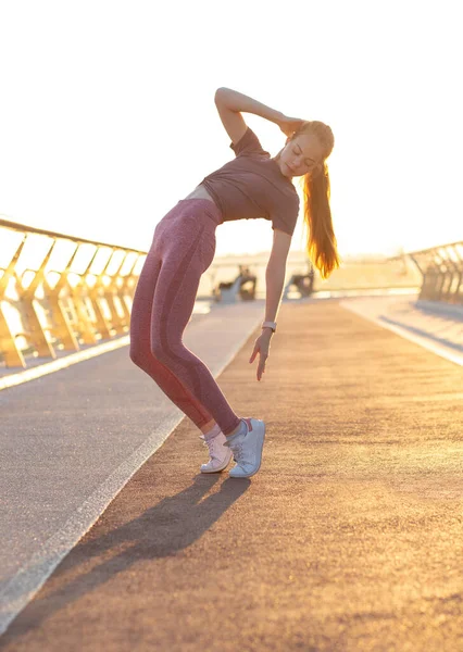 Awesome Teenage Sport Girl Doing Stretching Exercises Rays Sun — Stock Photo, Image
