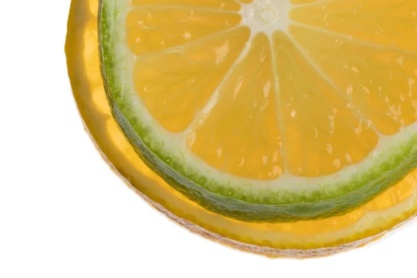 Scheibe Frischer Zitrone Und Orange Auf Weißem Hintergrund — Stockfoto