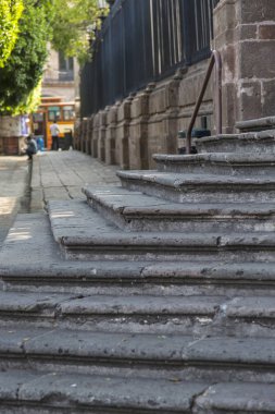Merdiven girişinde katedral morelia michoacan., Meksika