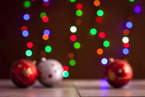 Esfera Adorno Navidad Luces Fuera Foco —  Fotos de Stock